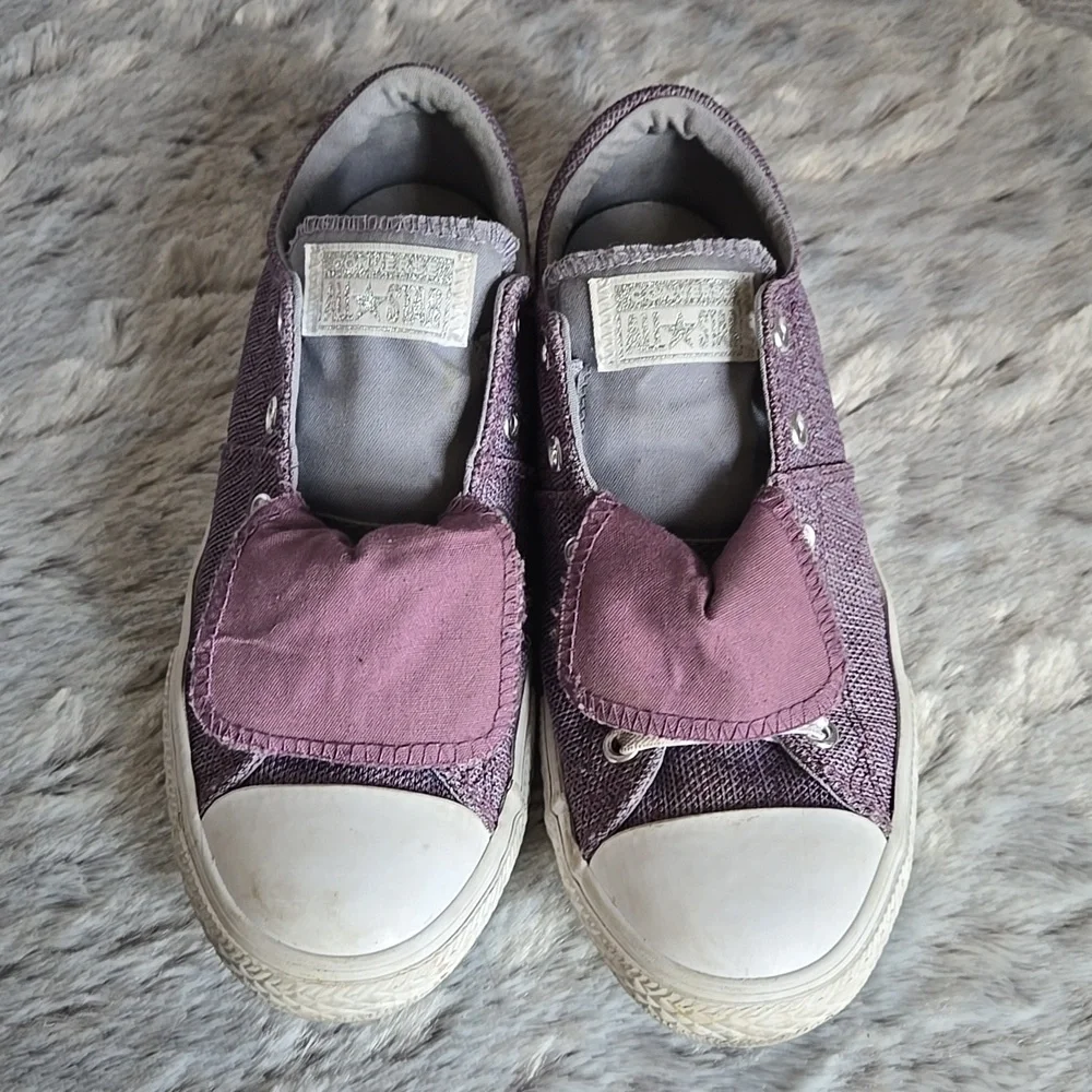 Converse Purple/White Sneakers, Girls 4, Great Condition
